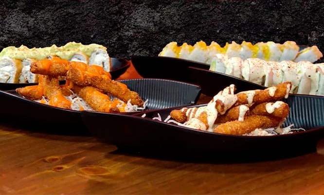 BARRA LIBRE DE MAKIS: tequeños cevichito +Makis+ bebida + yakimeshi y  postre