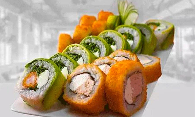 PARA 2: 50 cortes de makis + alitas + 2 cervezas de 310 ml y más
