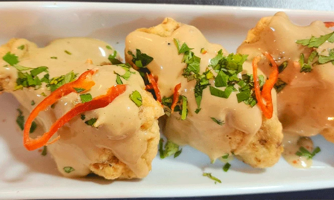 PARA 2: 50 cortes de makis + alitas + 2 cervezas de 310 ml y más