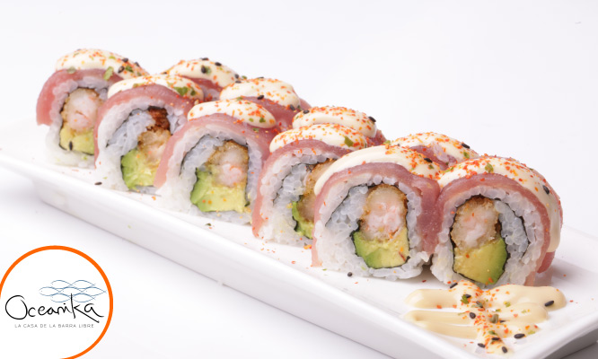 3 tablas de makis Salados a eleccion 1 maki postre 2 bebidas a eleccion