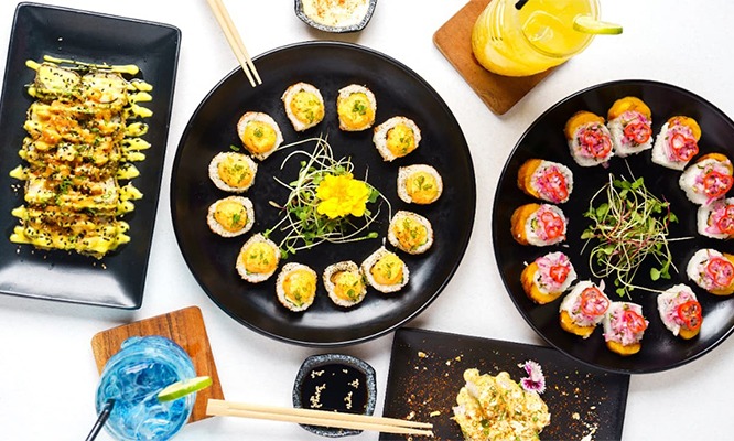 3 tablas de makis + cocteles XL en Hana Amazon Nikei