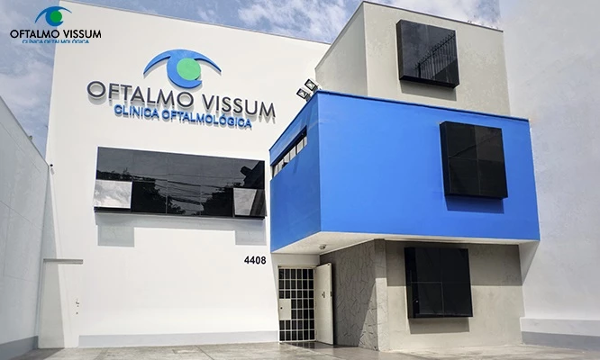 Consulta oftalmológica + Exámenes preventivos.