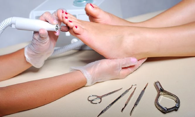 Podología integral + antimicosis + hidratación y más