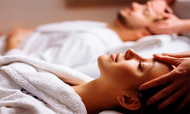 Spa Romántico para 2 Hidratación Corporal + Madero Terapia + Limpieza Facial y Más