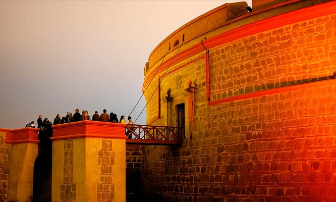 Tour Nocturno a la Fortaleza Real Felipe con Lima Viajes y Turismo - Callao.