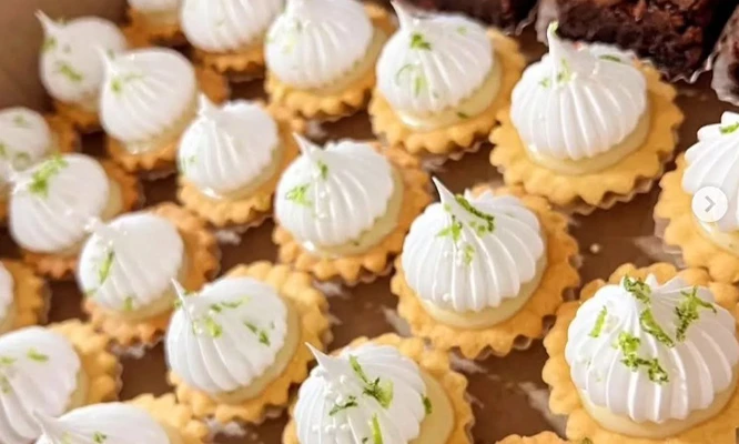 Bocaditos Dulces o Salados (50-100-200-300) en  Mamá criolla