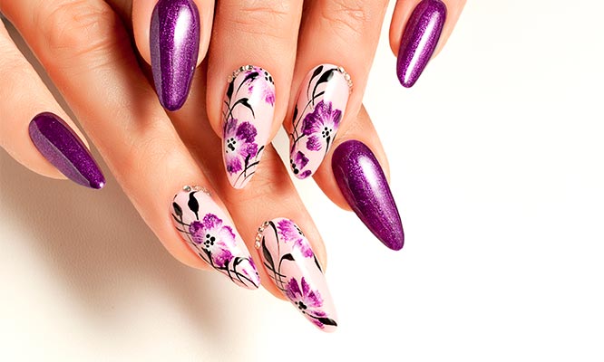 Uñas en gel o acrigel pedreria basica
