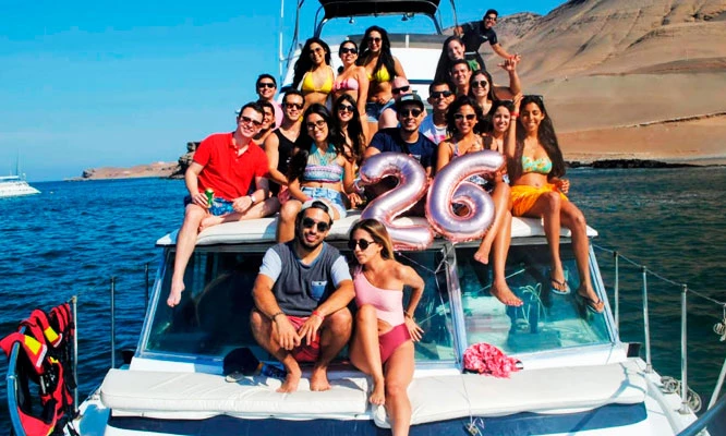 Desde S/115 por Paseo en Yate, Vive la aventura de tu vida en las Islas Palomino con Tours MyG!